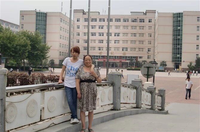 149378149631452310tN.jpg 王震楠.jpg