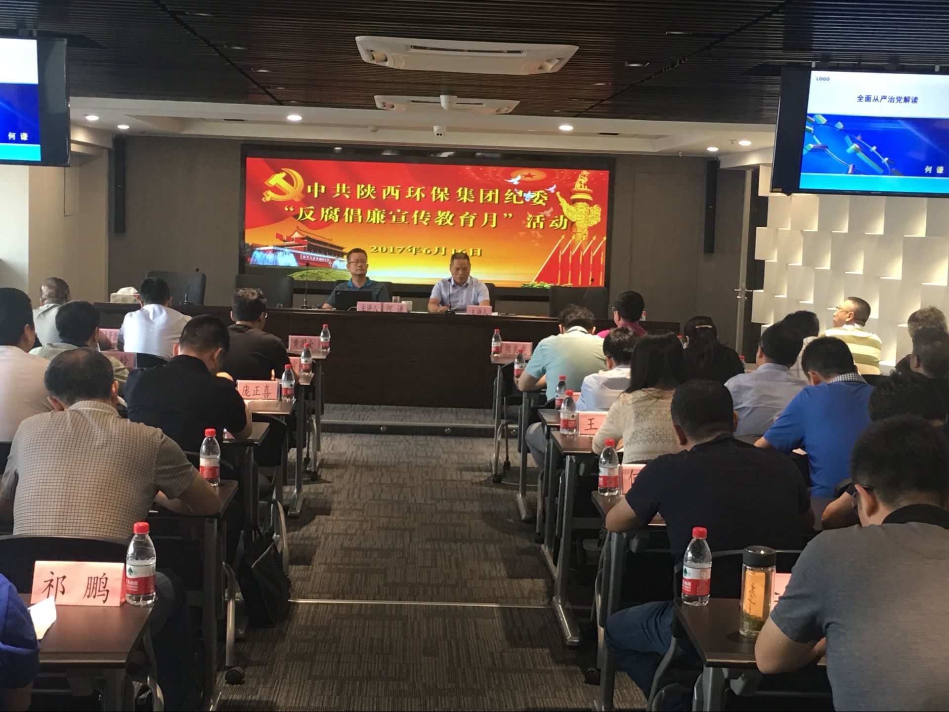 14978414084010968t9R.jpg 1.jpg