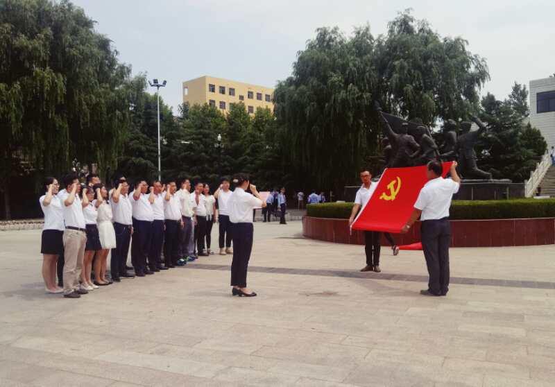 1498982146743659L8eN.jpg 1498982146743659L8eN.jpg