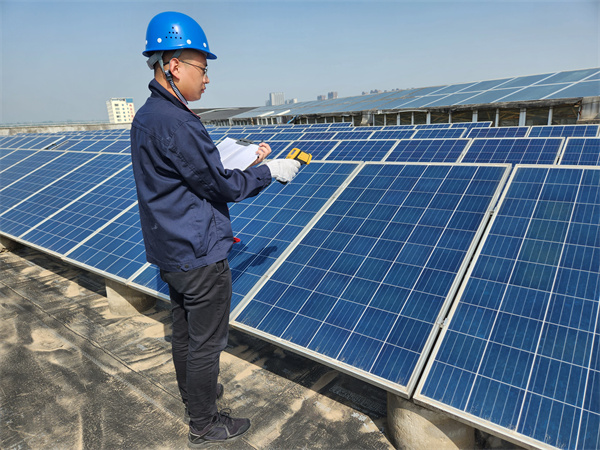 1688107594598618hGcA.jpg 升州勝陽光伏電站1.jpg